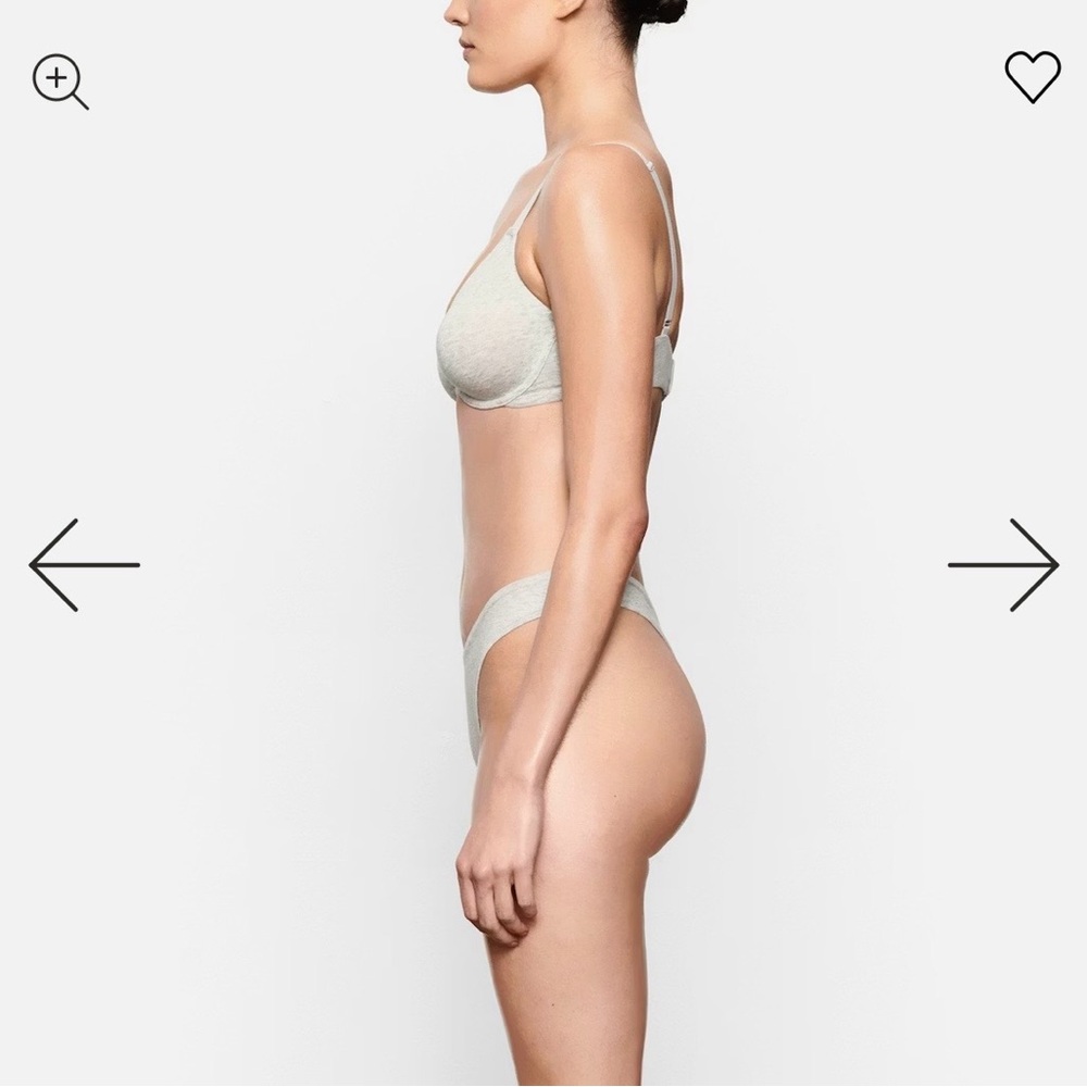 SKIMS cotton T-shirt bra